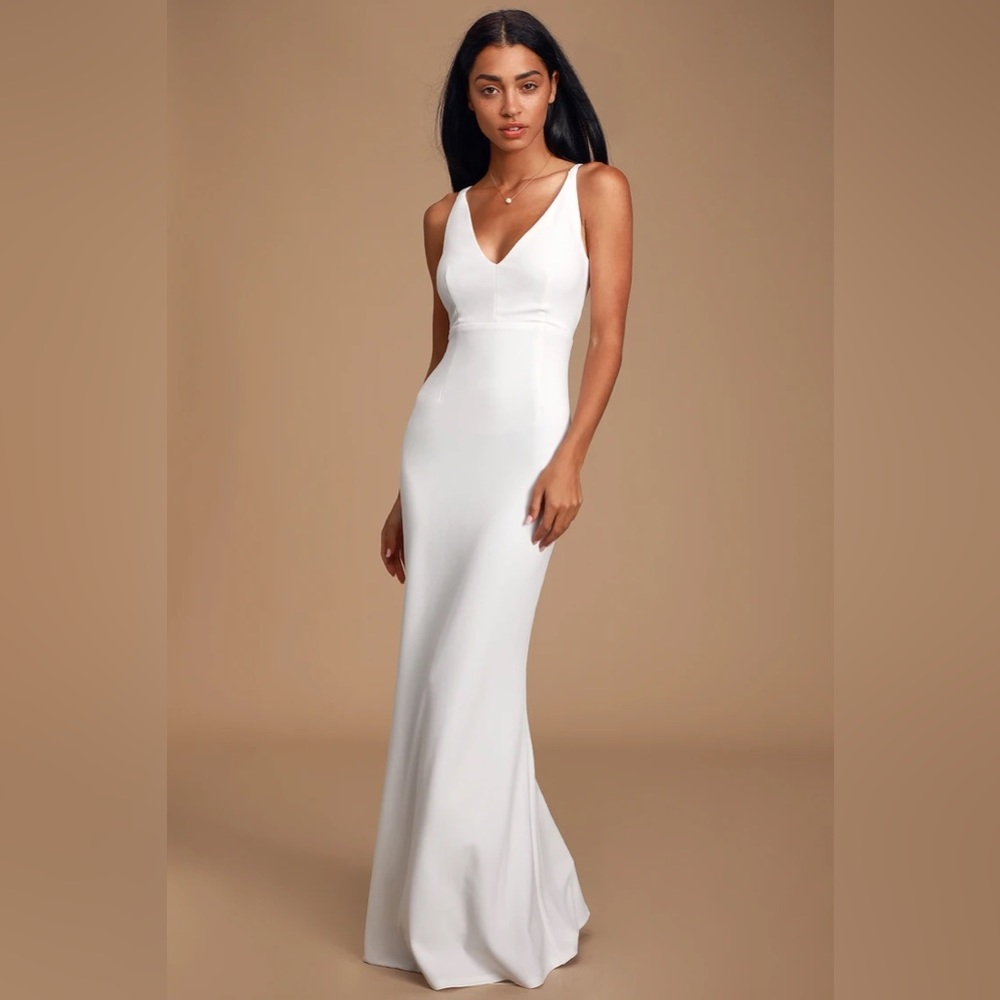 Lulu’s Melora White Sleeveless Maxi Dress